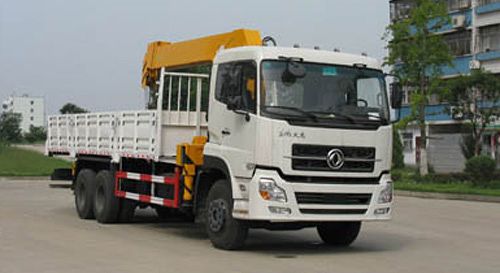東風(fēng)天龍后雙橋隨車起重運(yùn)輸車
